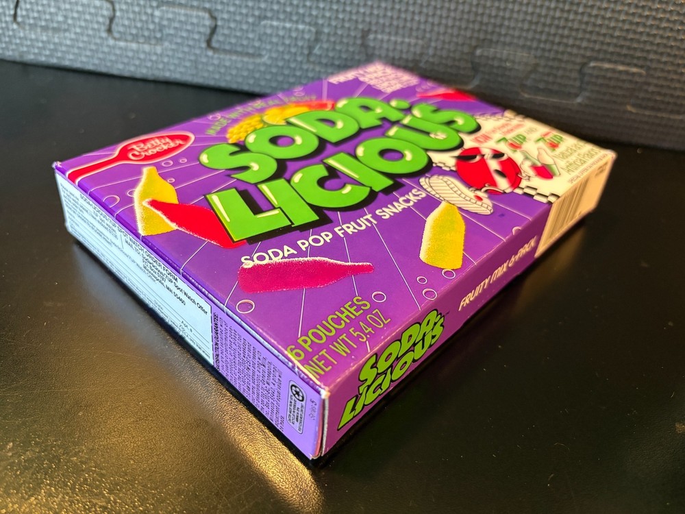 Soda Licious fruit snacks - Empty custom design display box