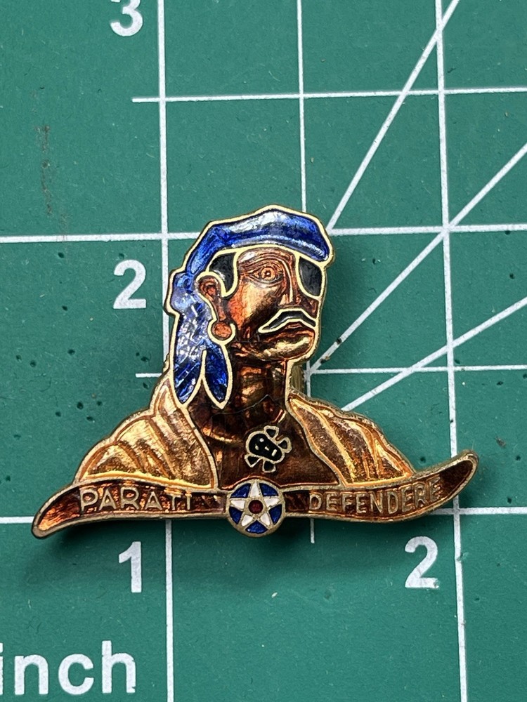 WWII  6th Bombardment Group Unit Crest Screwback DI DUI Crest Meyer