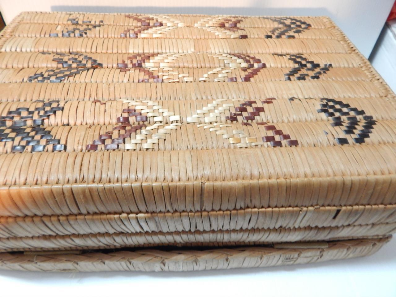 IMPRESSIVE ANTIQUE / VINTAGE LILLOOET CANADIAN SALISH IMBRICATED TRUNK BASKET