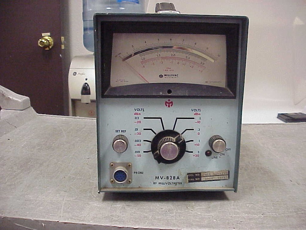 MILLIVAC RF MILLIVOLTMETER MV-828A G-vg | Condition Unknown