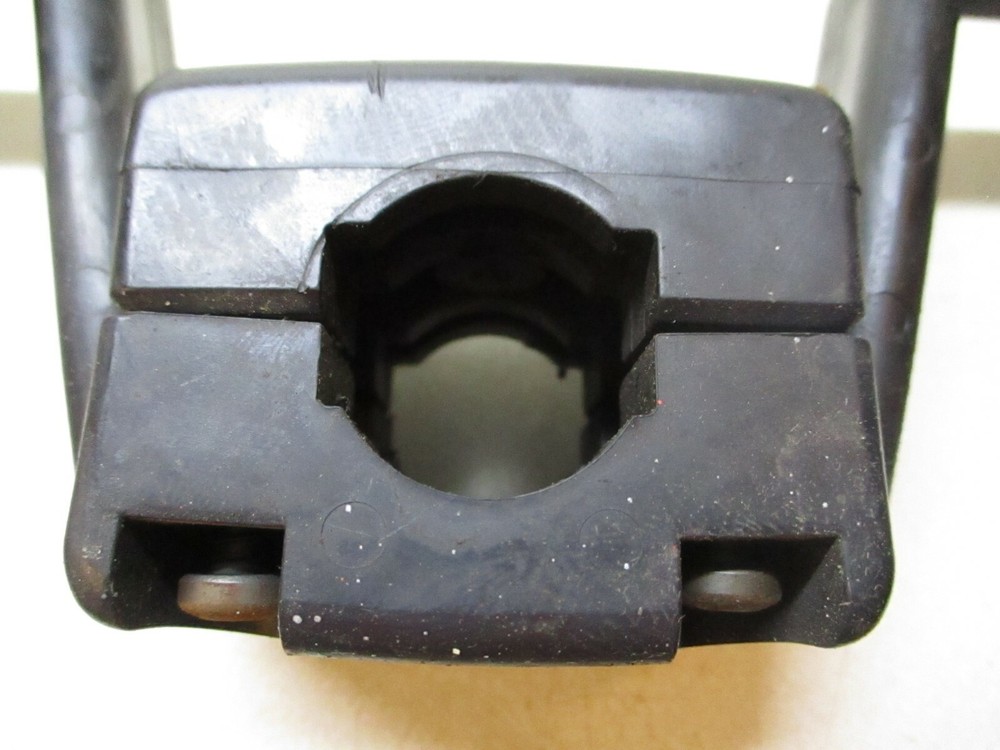 TROY-BILT TB575SS Trimmer Loop Handle