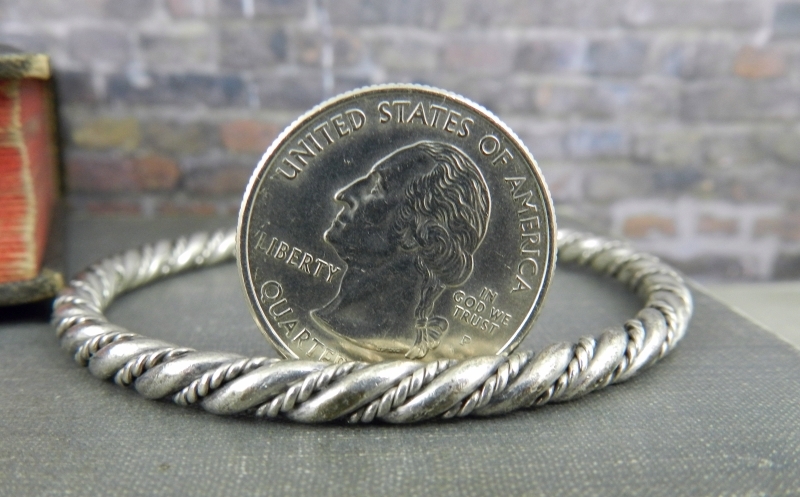 Non-US Silver Twisted Cable Rope Bangle Bracelet