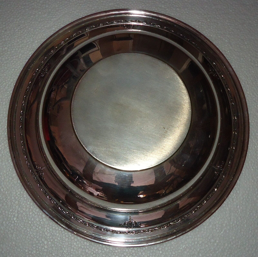 Towle Large 10 1/4" Sterling Silver Bowl Pattern “Old Lace”