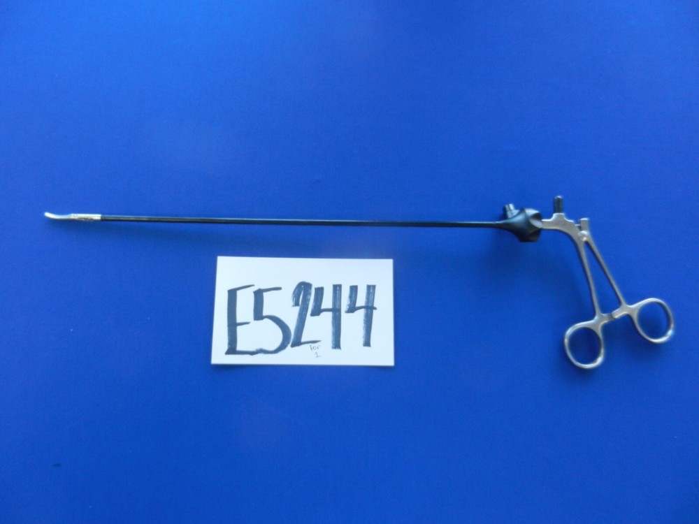 E5244 Linvatec Weck 116731 Curved Grasping Forceps