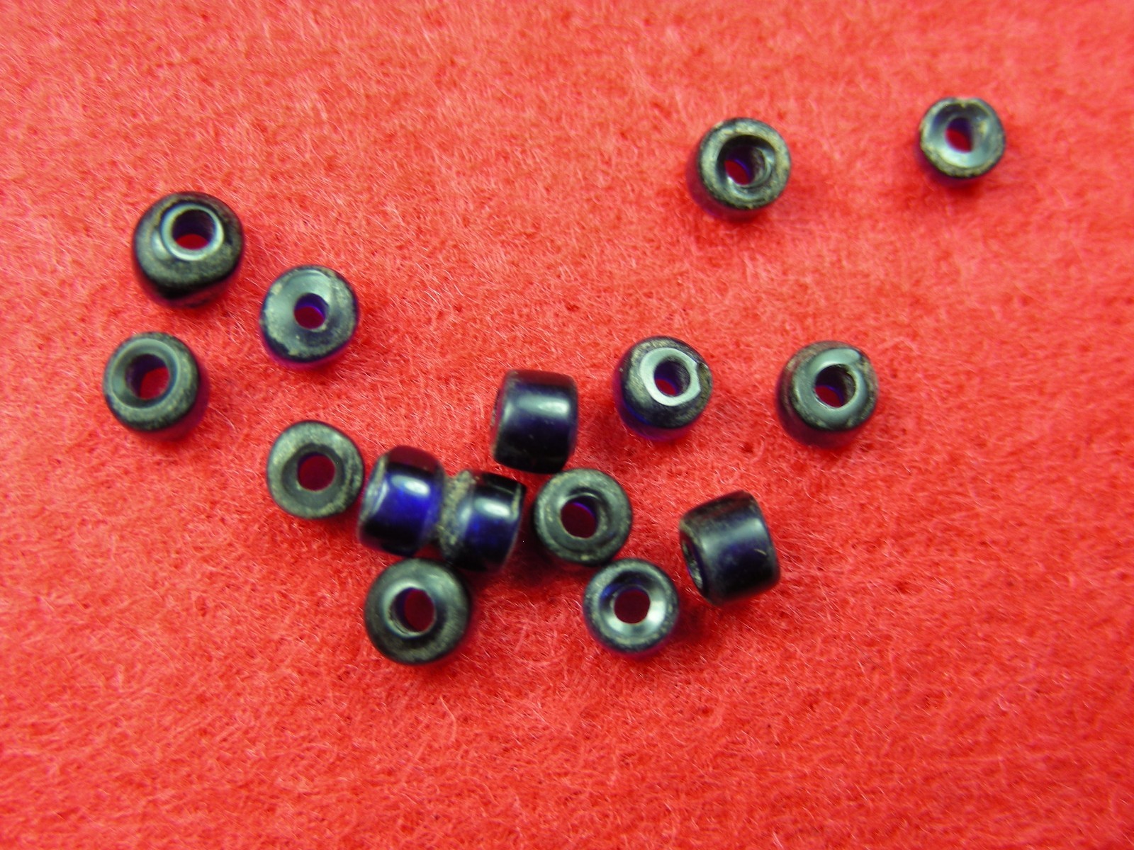 COBALT BLUE TRADE BEADS - MODOC TRIBE - CALIFORNIA - FREE SHIPPING
