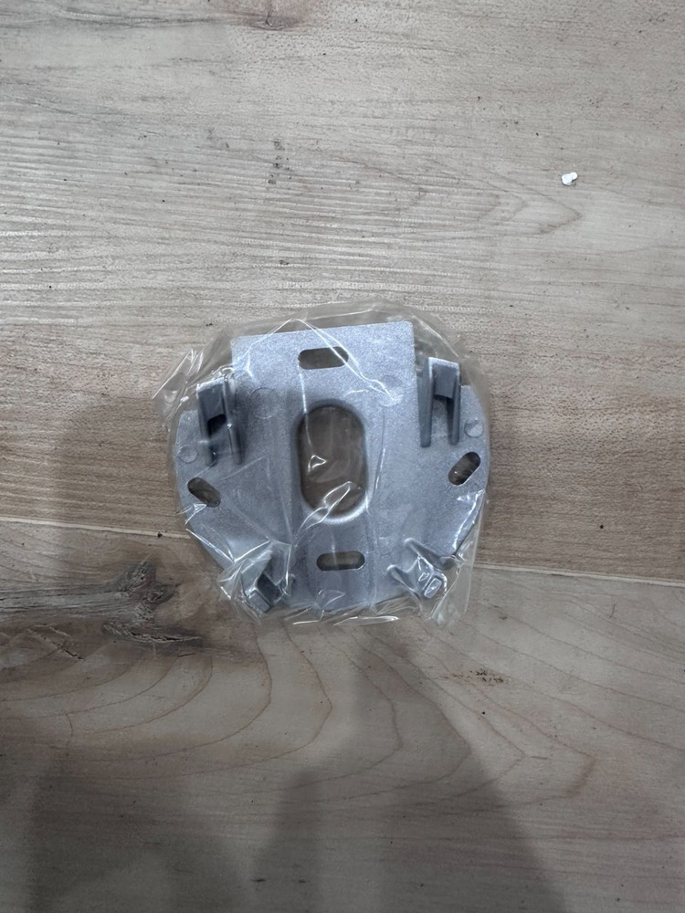 Bang and Olufsen Beolab4 Wall Brackets