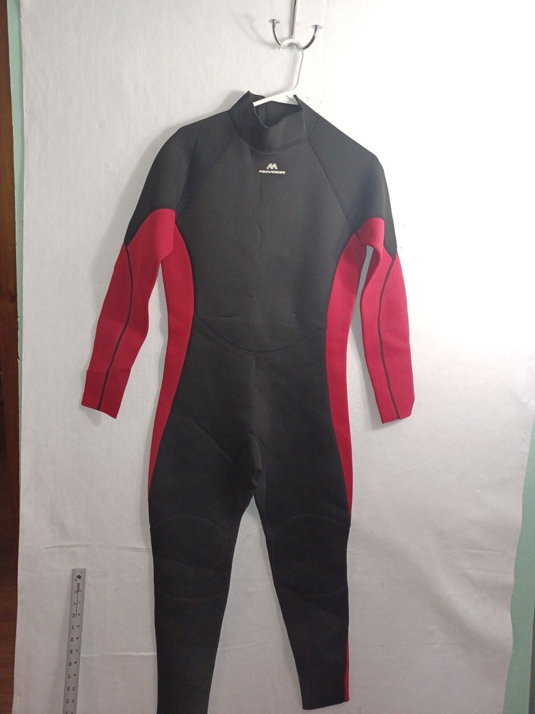 Movigor Wetsuit size Small new black and red colored