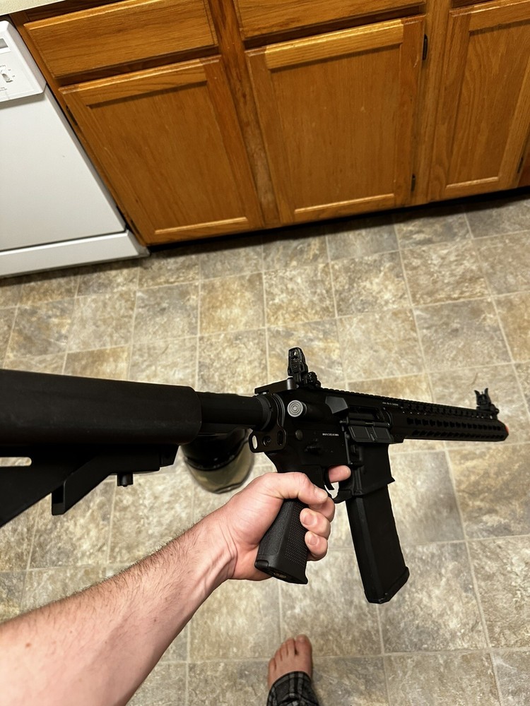 airsoft gun
