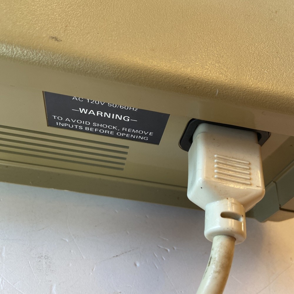 GW Instek FG-8015G Analog Function Generator Untested Powers Up #J