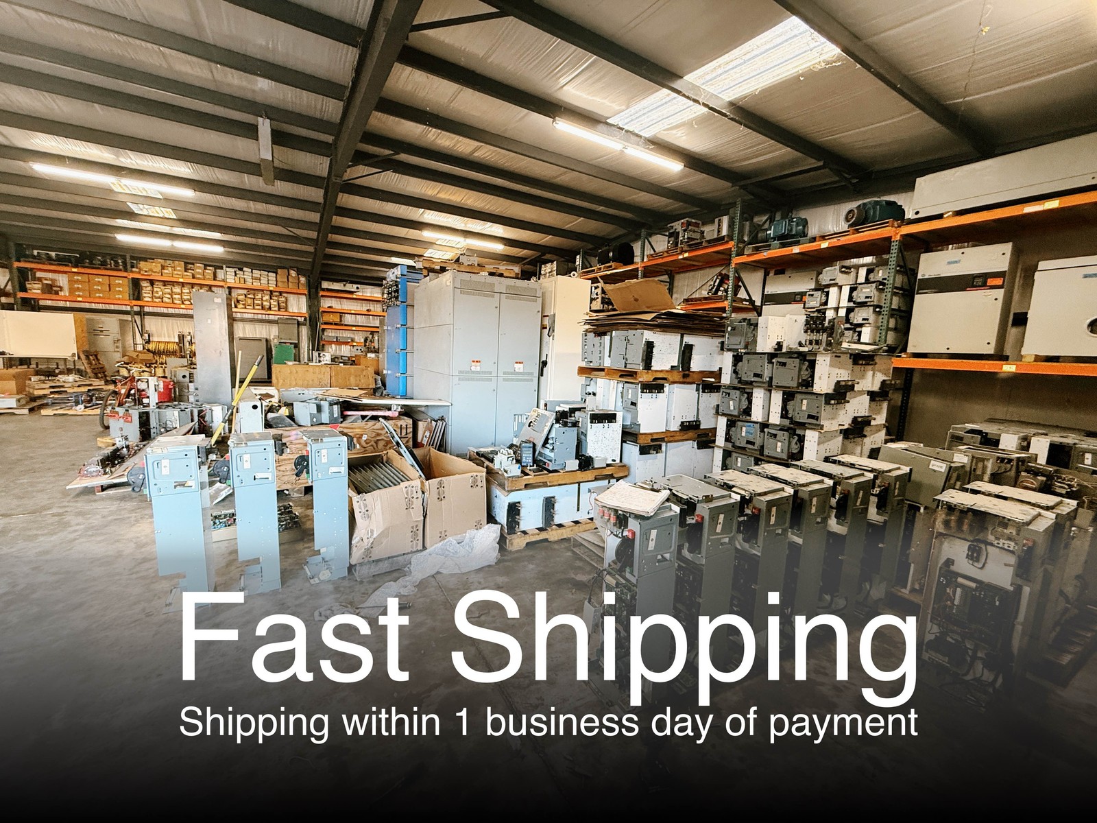 NEW Burndy YAZ31-2NTC-FX 2 Hole Crimp Lugs 250 637/24 White Die NNB (LOT OF 6)