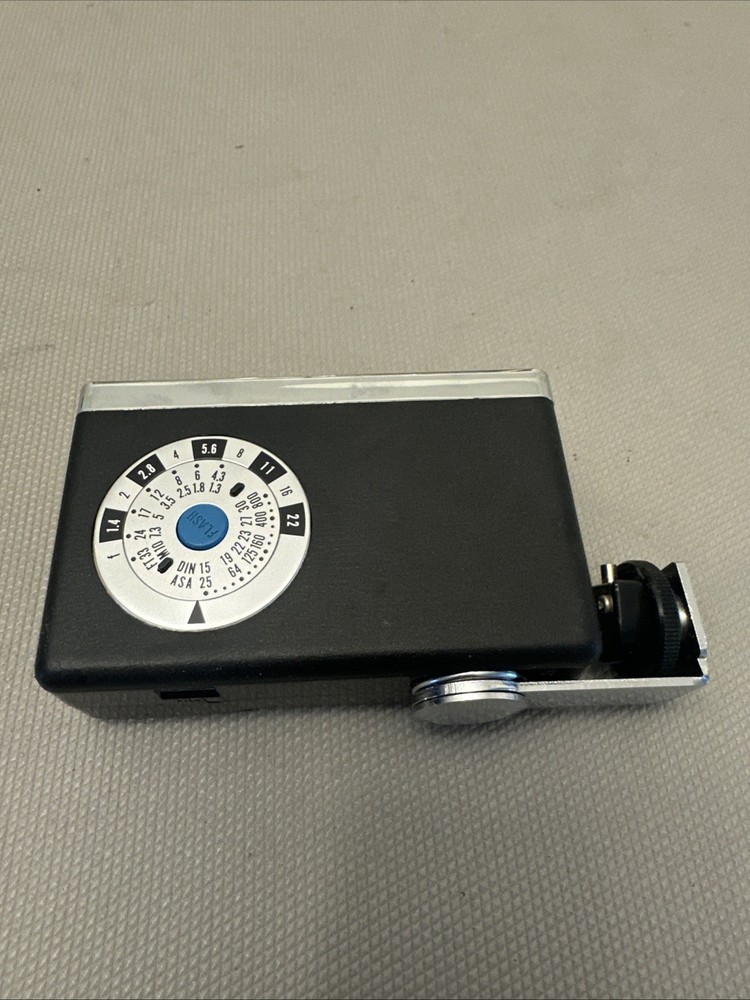 Vivitar 151 Electronic Flash Untested