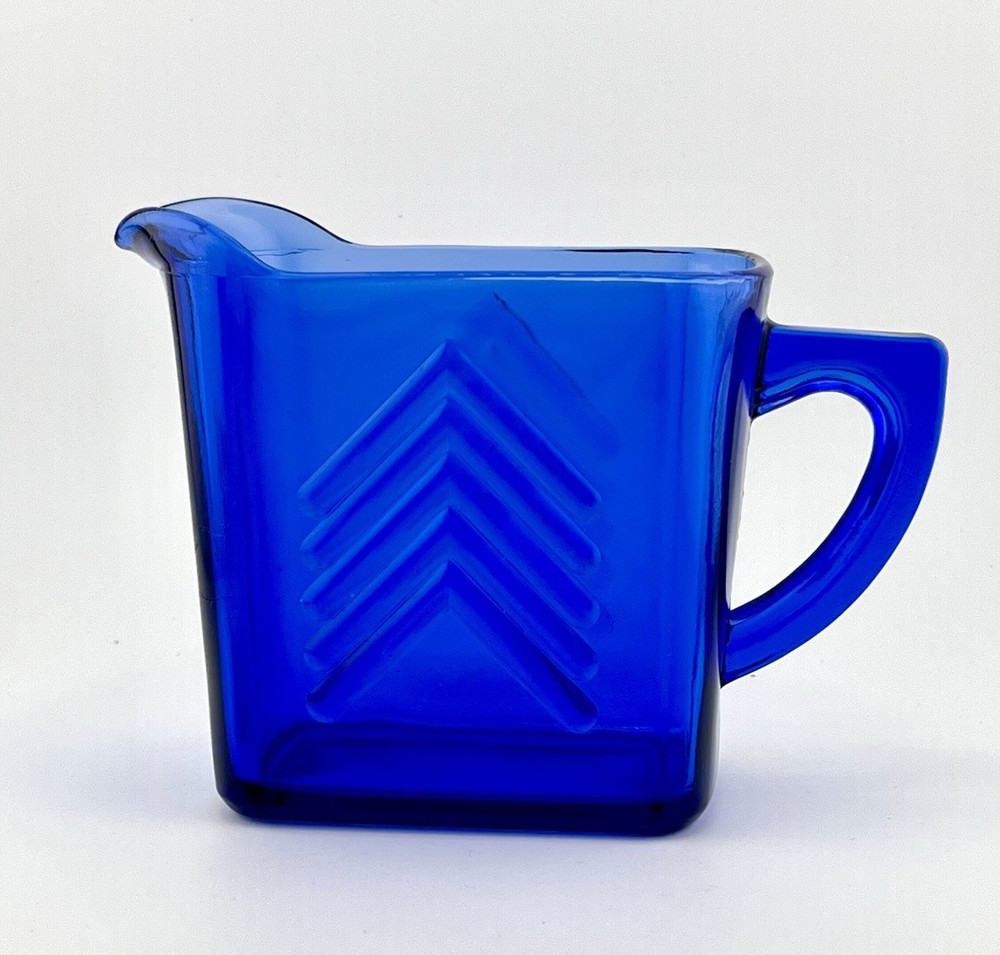 Vintage Cobalt Blue Glass Rectangular Cup with Handle Chevron Design   MINT