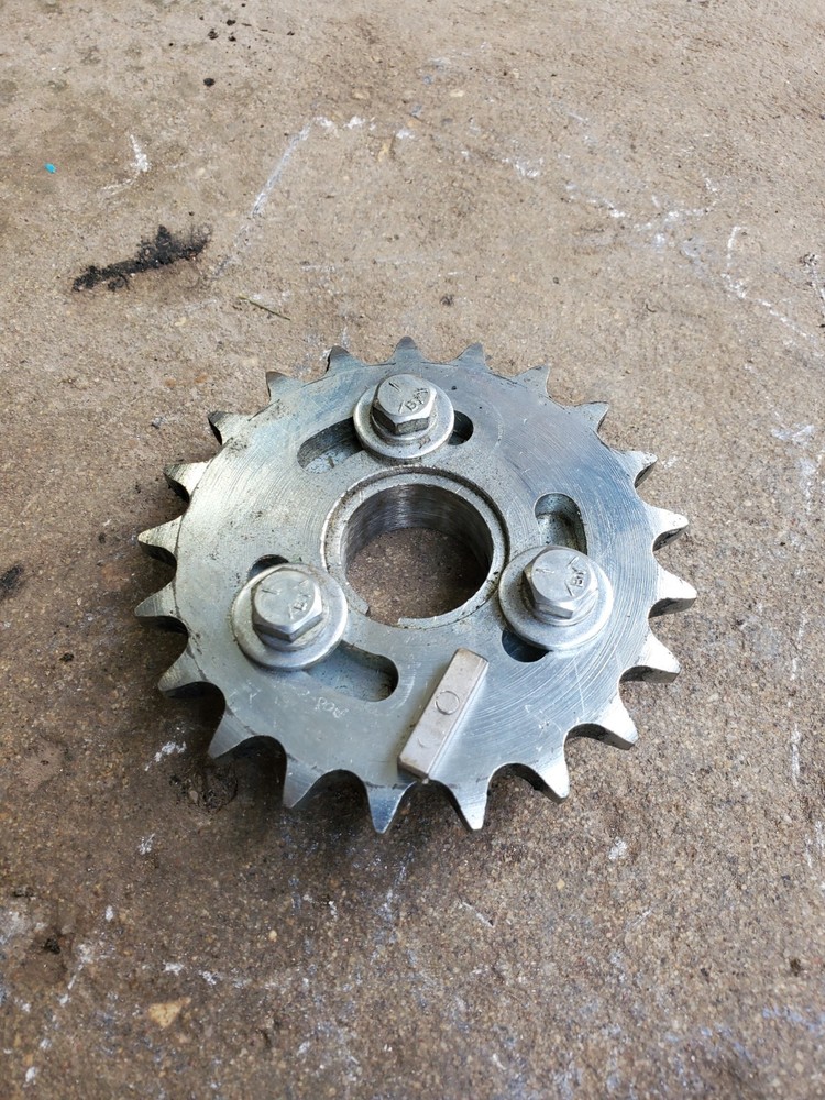 2 Piece Sprocket 1 1/4 Shaft 21 Teeth