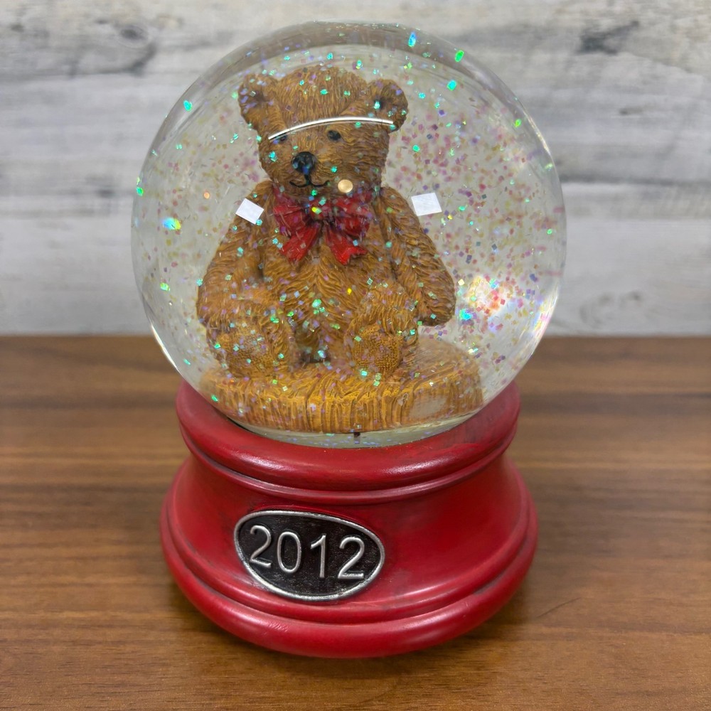 St.Nicholas Square Musical Snowglobe Jingle Bells 2012 Teddy Bear