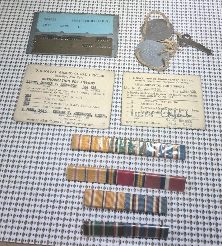 WWII US Navy Dog Tag Lot