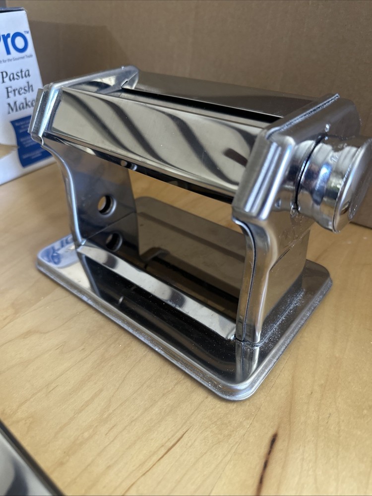 CucinaPro Classic Pasta Maker Pre-owned
