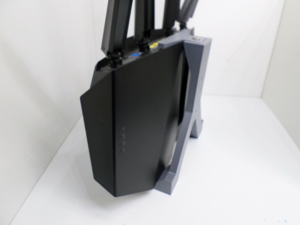 Wall Mount Bracket for ASUS RT-AX82U