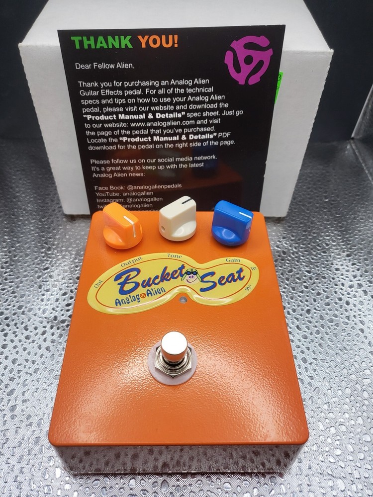 Analog Alien Bucket Seat