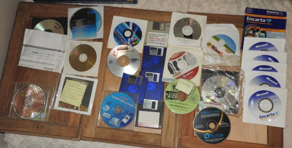 Vintage Untested Floppy Discs, Windows, Encarta, Programs, Lens Cleaner CD