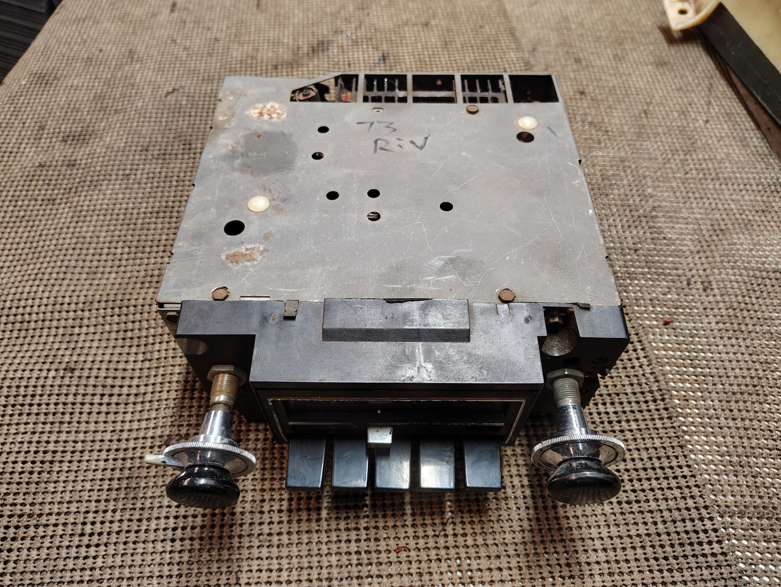 1971-73 Buick Riviera Wildcat Electra 225 LeSabre Factory AM FM Radio 34BFP2