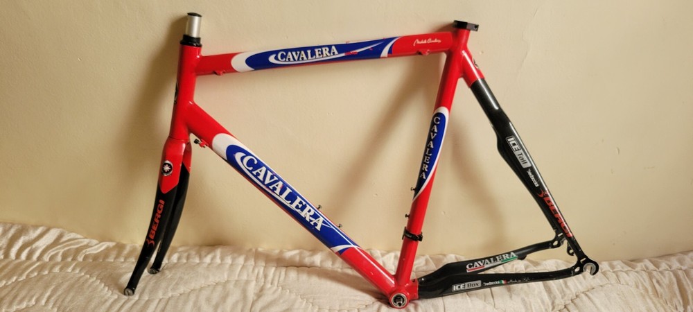 Rare Cavalera 62cm Frame – Carbon Rear & Fork – Campagnolo Record BB