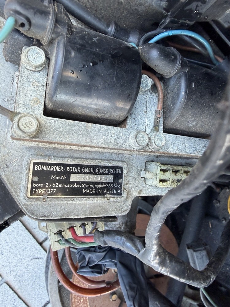 Ski-Doo Citation OEM Square Speedometer 3.15" Cable/Fitting 710 Miles!