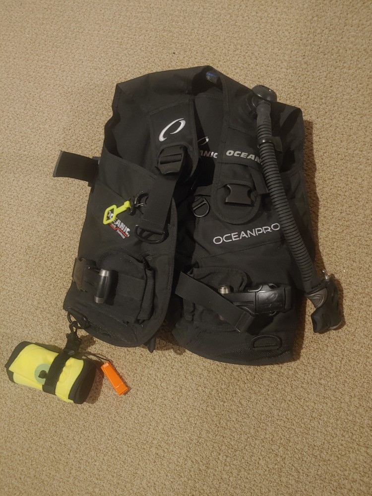 Oceanic Scuba BCD Vest Quick Release Valve Size Small