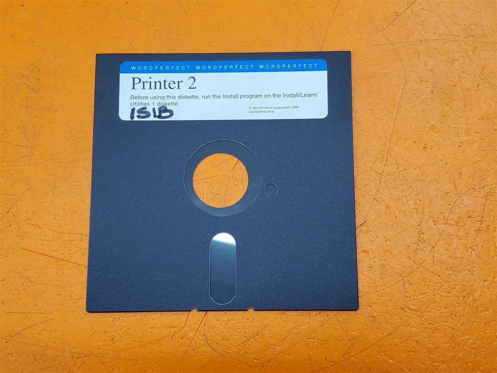 ⭐️⭐️⭐️⭐️⭐️ **INCOMPLETE** 1989 WordPerfect 5.25" Floppy Disk Set
