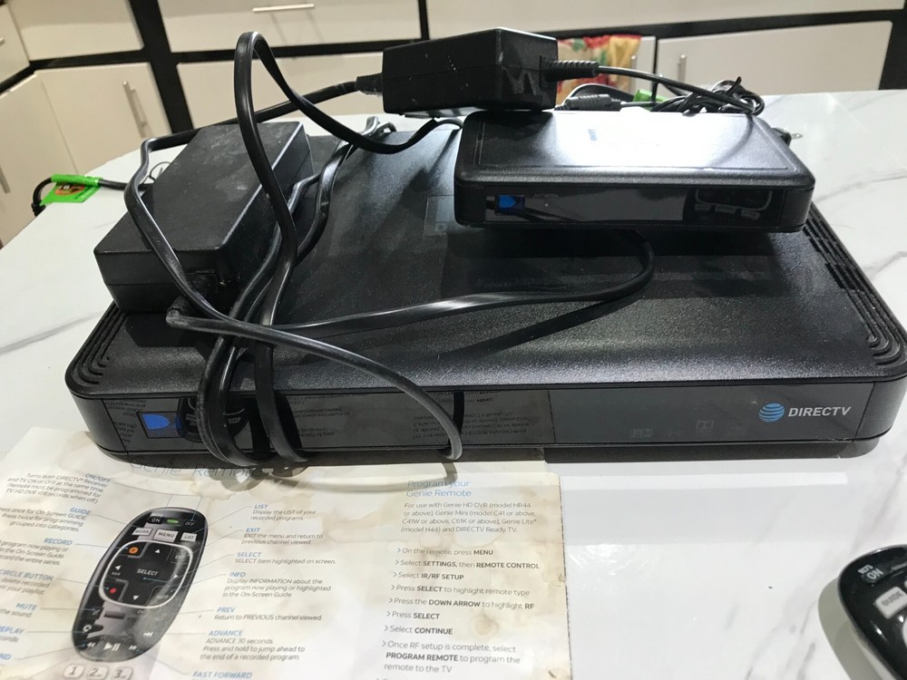 Direct TV Satellite Receiver Cable Box MODEL HR54-500 Bundle