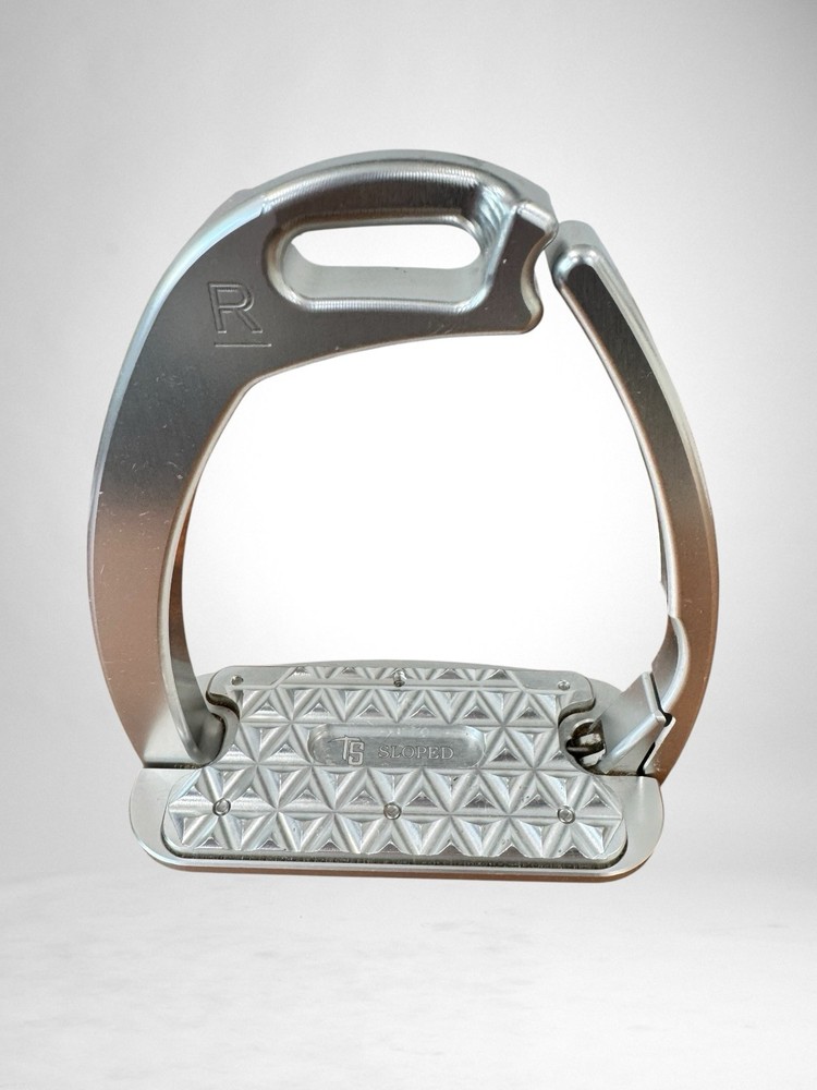 Tech Stirrups Venice Sloped Medium