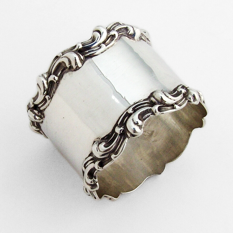 Towle Napkin Ring Scroll Borders Sterling Silver Mono CMM