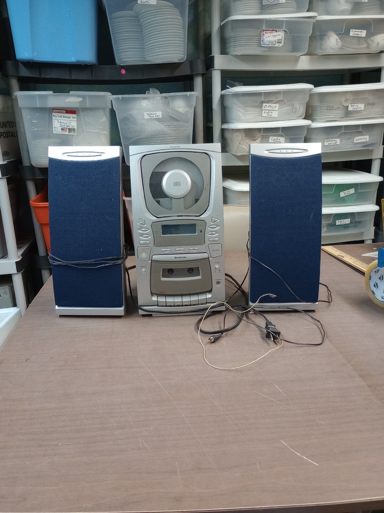 Brookstone compact mega sound cd system am fm dual speakers Tested Works