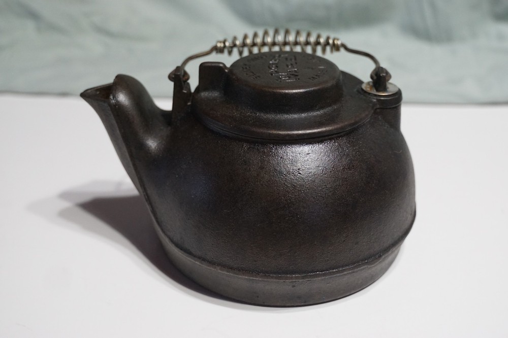 Antique Wagner ware Cast Iron Teapot