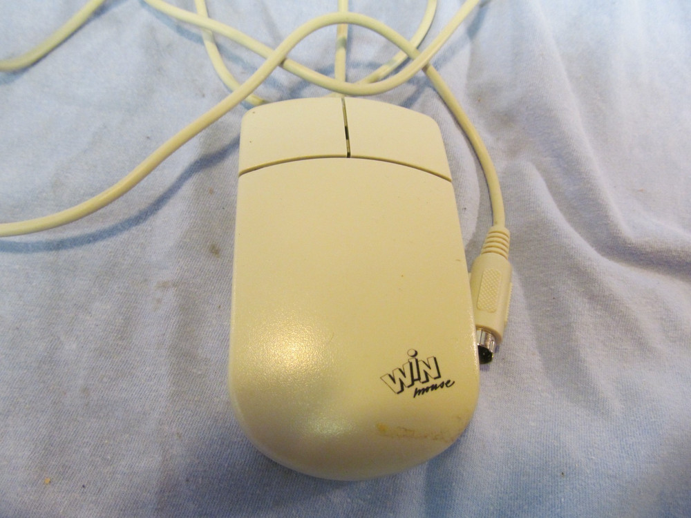 WIN PS/2 2 BUTTON MOUSE HQXPC92101-11