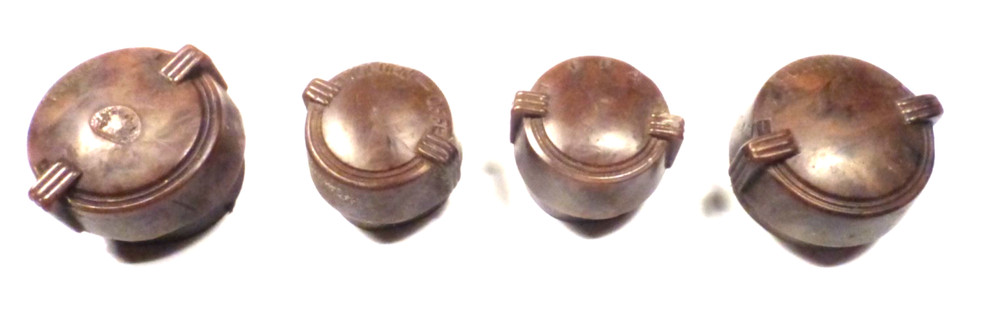vintage SILVERTONE 4566  TABLETOP :  SET OF 4 PUSH-ON "lettered"  BAKELITE KNOBS
