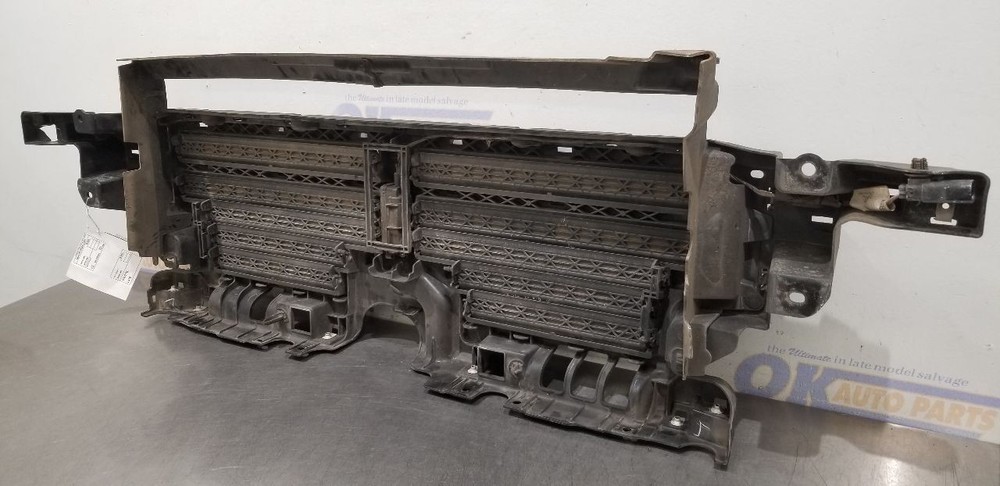 22 FORD BRONCO AIR SHUTTER 2.3L WITHOUT ADAPTIVE CRUISE