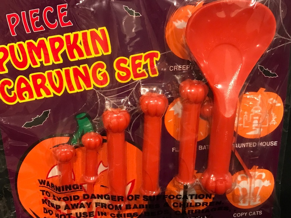 Halloween 7 Piece Pumpkin Carving Set