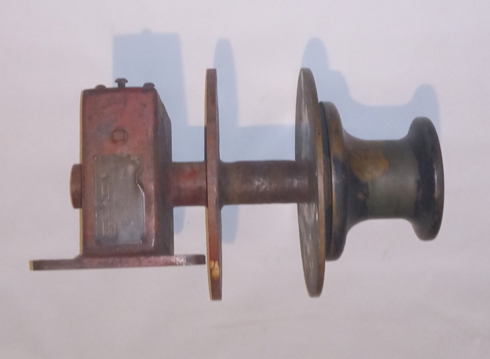 Ideal Co. Model A Windlass Bronze