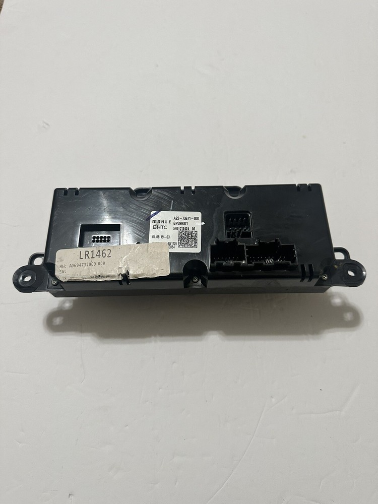 2018-2024 Freightliner Cascadia Temperature Control Module A22-73671-000 OEM