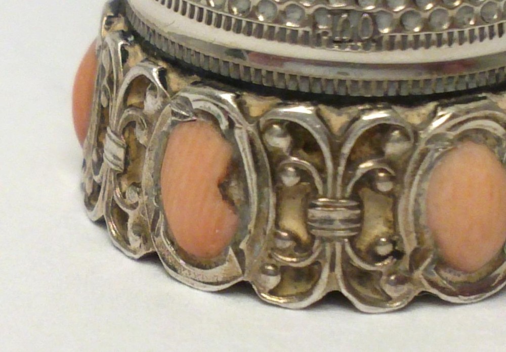 Vintage 800 Silver & Pink Coral Thimble