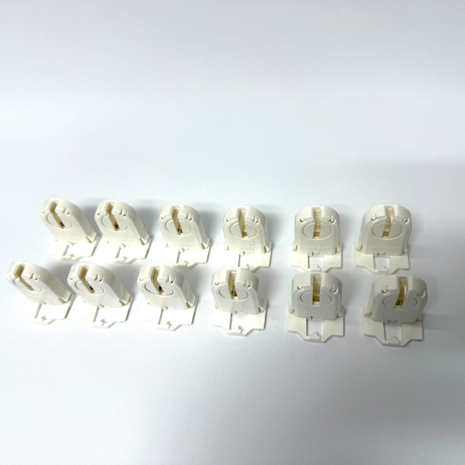 12 x Leviton 23661-SNP Shunted Lamp Holder T8/T12 LED Fluorescent Bi-Pin Socket
