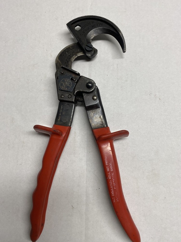 KLEIN Tools 63060 Ratcheting Copper Cable Cutter - Made in Germany