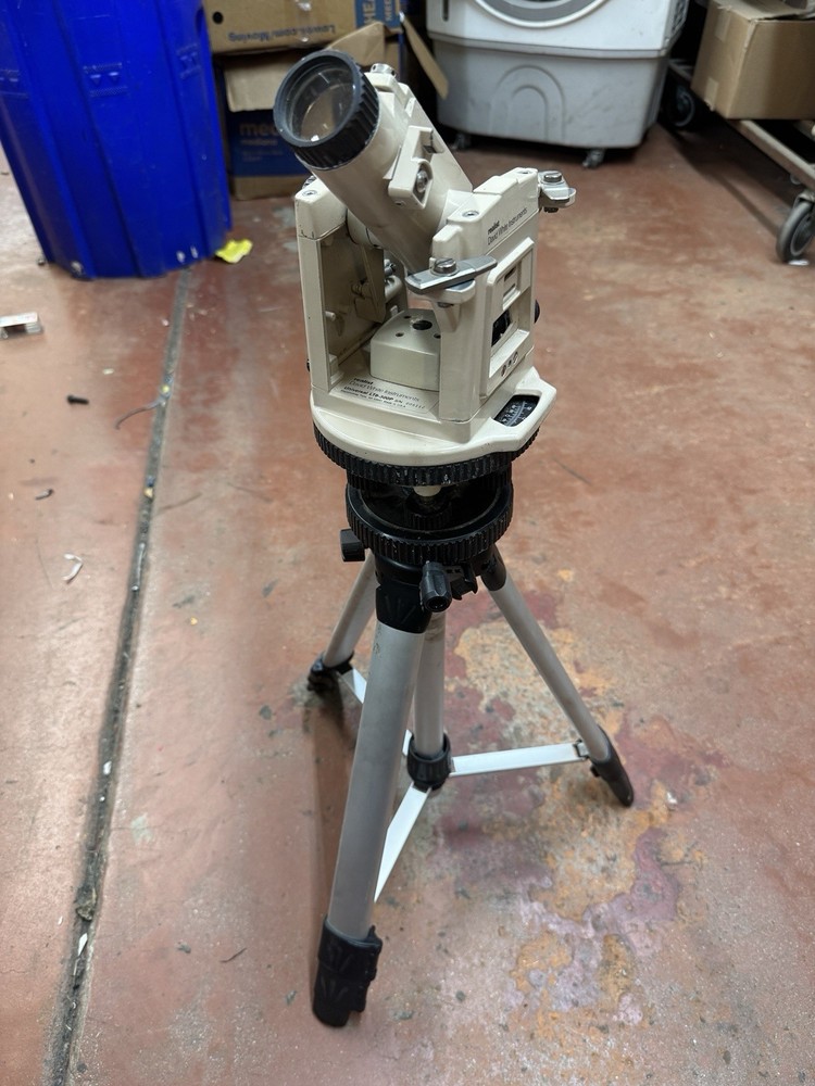 Realist David White Instruments LT8-300P Level Transit l