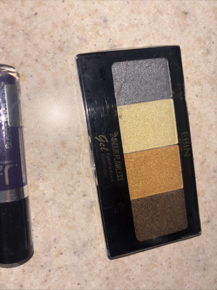 Lot Of 4 Makeup Assorted