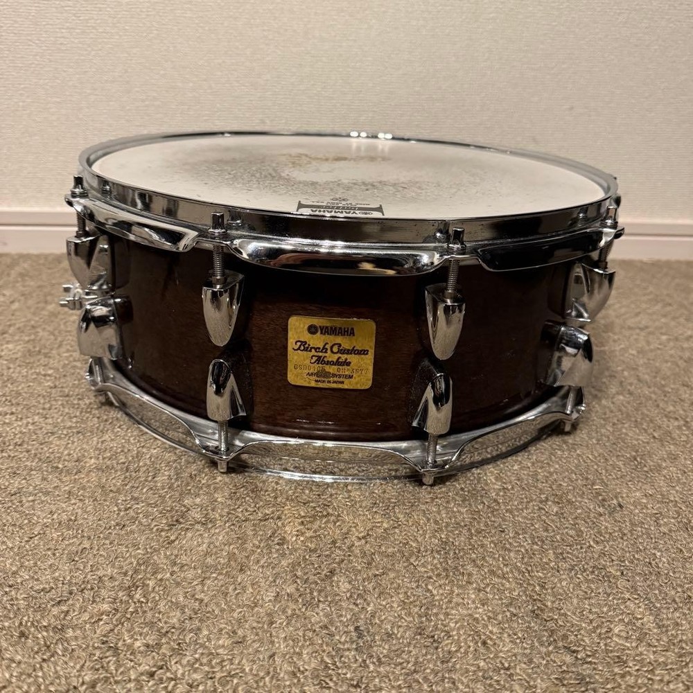 YAMAHA Birch Custom Absolute 14x5.5 Snare
