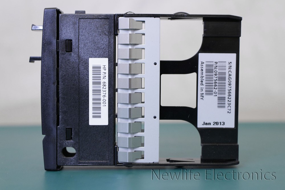 HP 683807-001 2.5-inch small form factor (SFF) Drive Blank