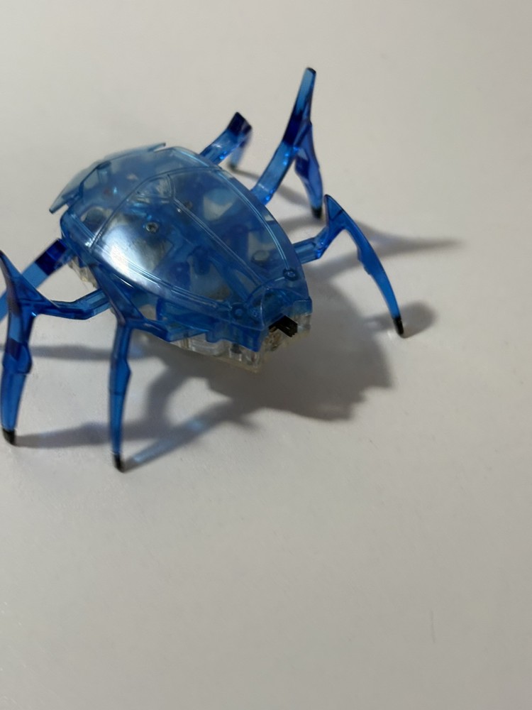 HexBug Blue Scarab Robotic Working