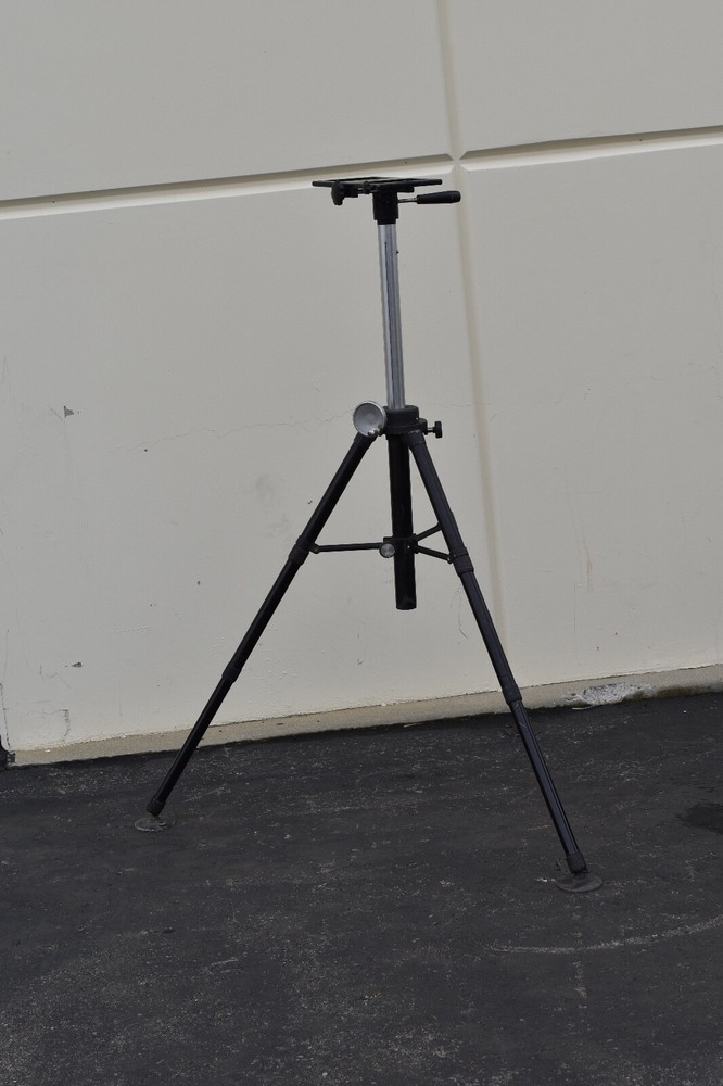 Renishaw tripod base
