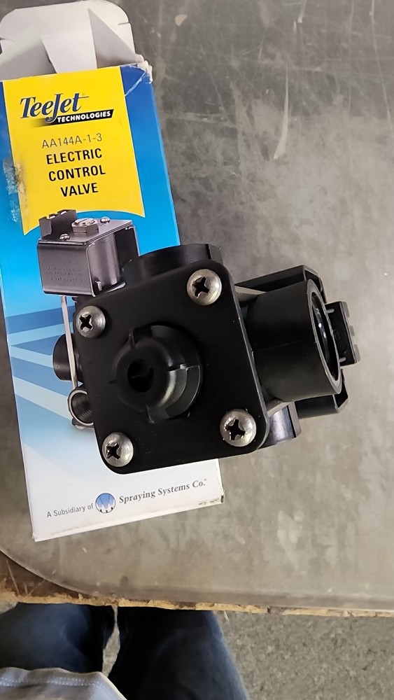 TeeJet 3-Way Single Solenoid DirectoValve - Black (AA144A-1-3)