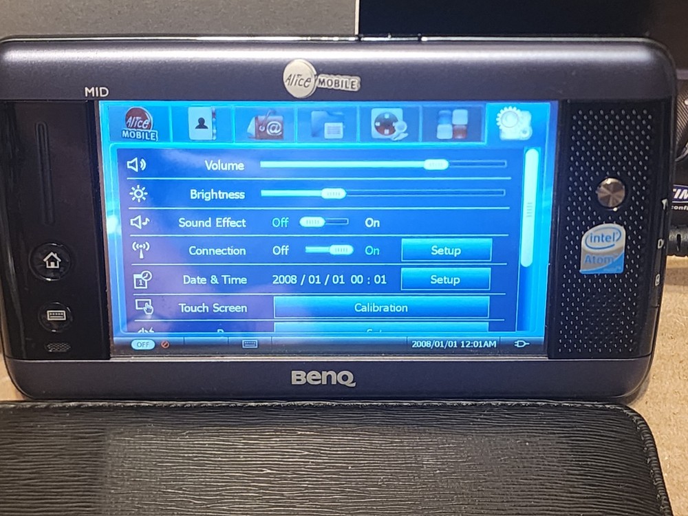 BenQ S6 Mid Touchscreen Multimedia Tablet PC Mobile Internet Device Intel Atom